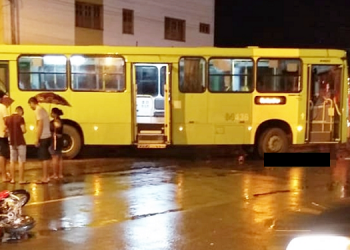 Homem morre atropelado por ônibus no Residencial Torquato Neto